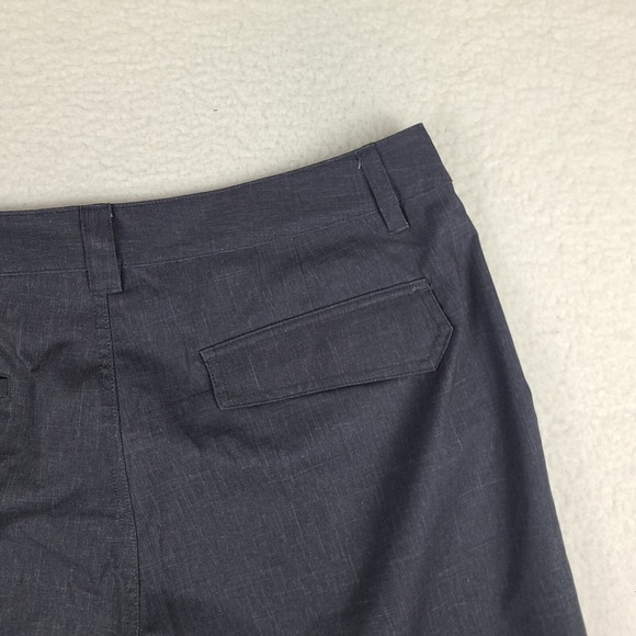 Oakley Shorts Mens 40 Black 10" Inseam Casual Performance Golf Chino - Picture 12 of 15